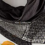 روسری نخی پاییزه زیبان - مدل 8012 حاشیه مشکی