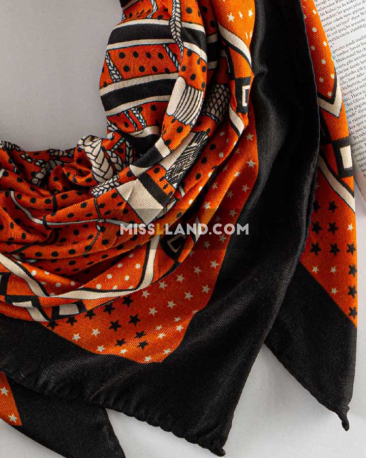 روسری نخی پاییزه آنیل - مدل 8039 حاشیه نارنجی