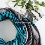 روسری نخی چهارفصل رناتا - مدل 8053 حاشیه فیروزه ای