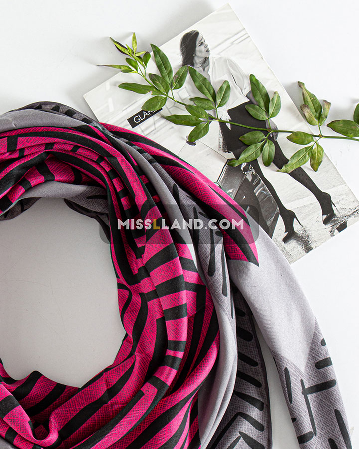 روسری نخی چهارفصل رناتا - مدل 8053 حاشیه سرخابی
