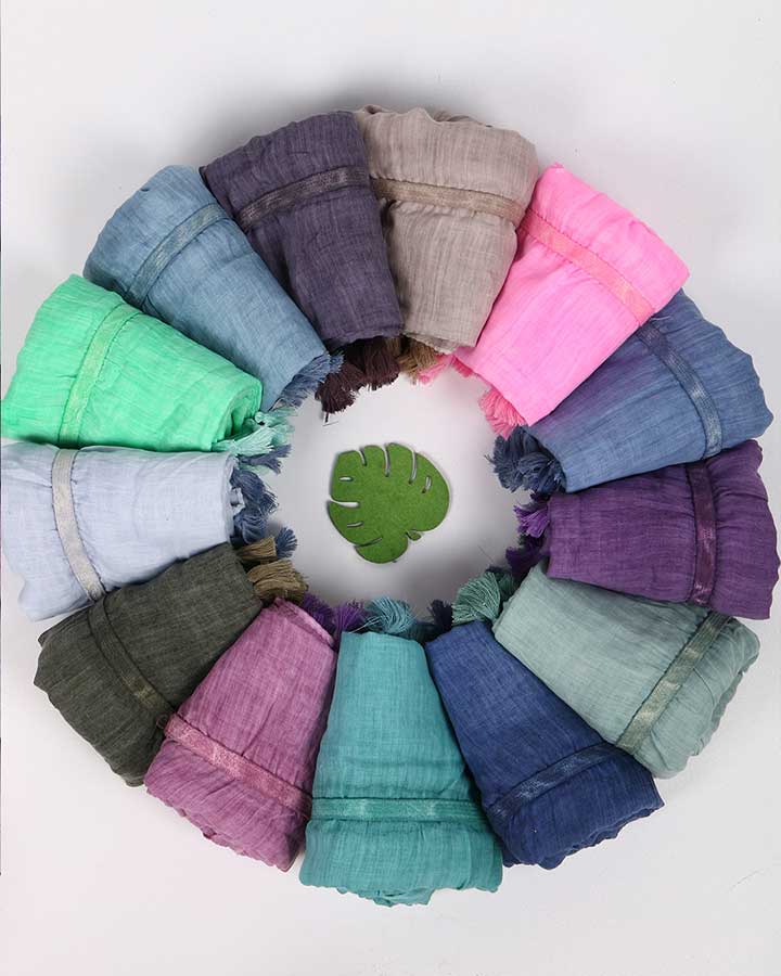 شال مزون‌دوز آفرینا - مدل 2419 دارای رنگبندی متنوع