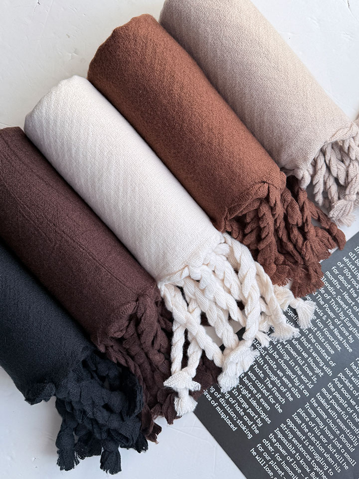 شال پشمی پاییزه لوسیا - مدل 5741 - Image 2